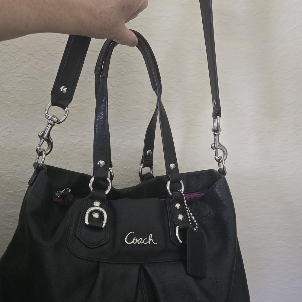Coach Black Leather Shoulder Bag with Detachable Strap